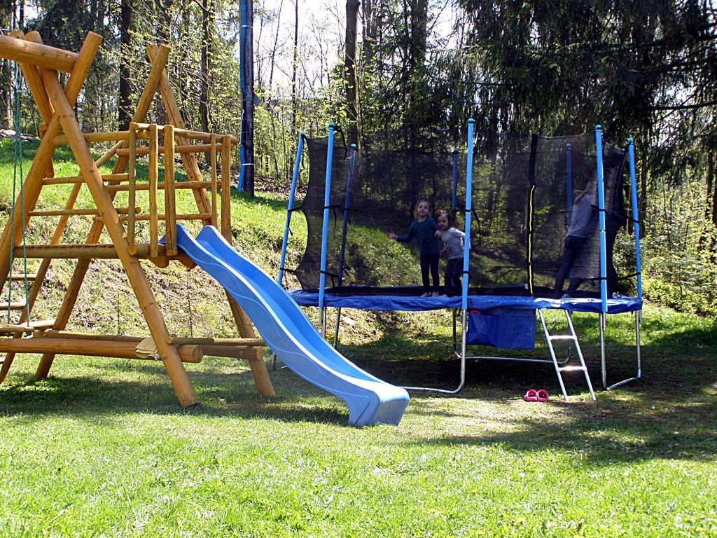 Dom Goscinny Na Skolach Gliczarów Exterior foto